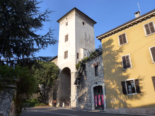 Torre Aquila