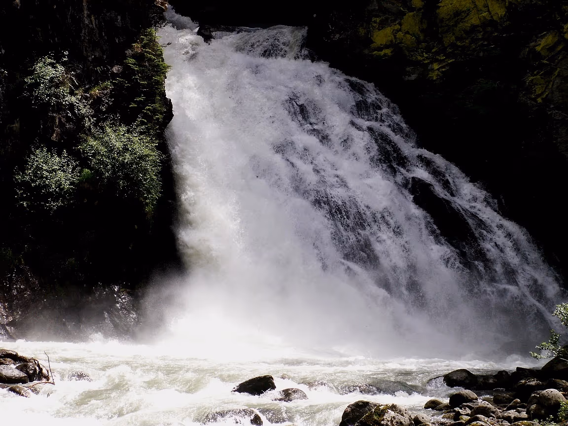 Foto: Wikimedia Commons · Jiří Bernard · CC BY-SA 3.0 Cascate di Riva