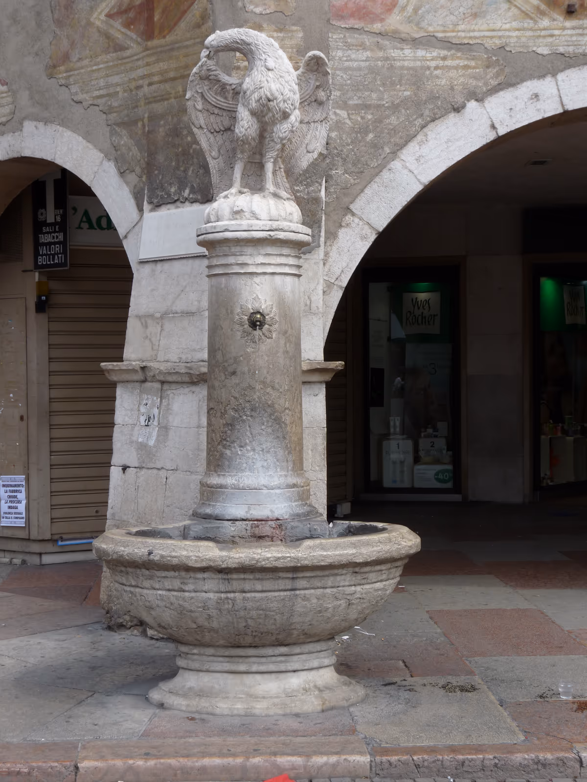 Foto: Wikimedia Commons · Matteo Ianeselli · Stefano Varner · CC BY 3.0 Case Cazuffi-Rella
